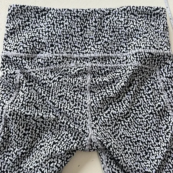 Athleta ULTIMATE STASH HIGH RISE 7/8 LEGGING - Picture 9 of 9